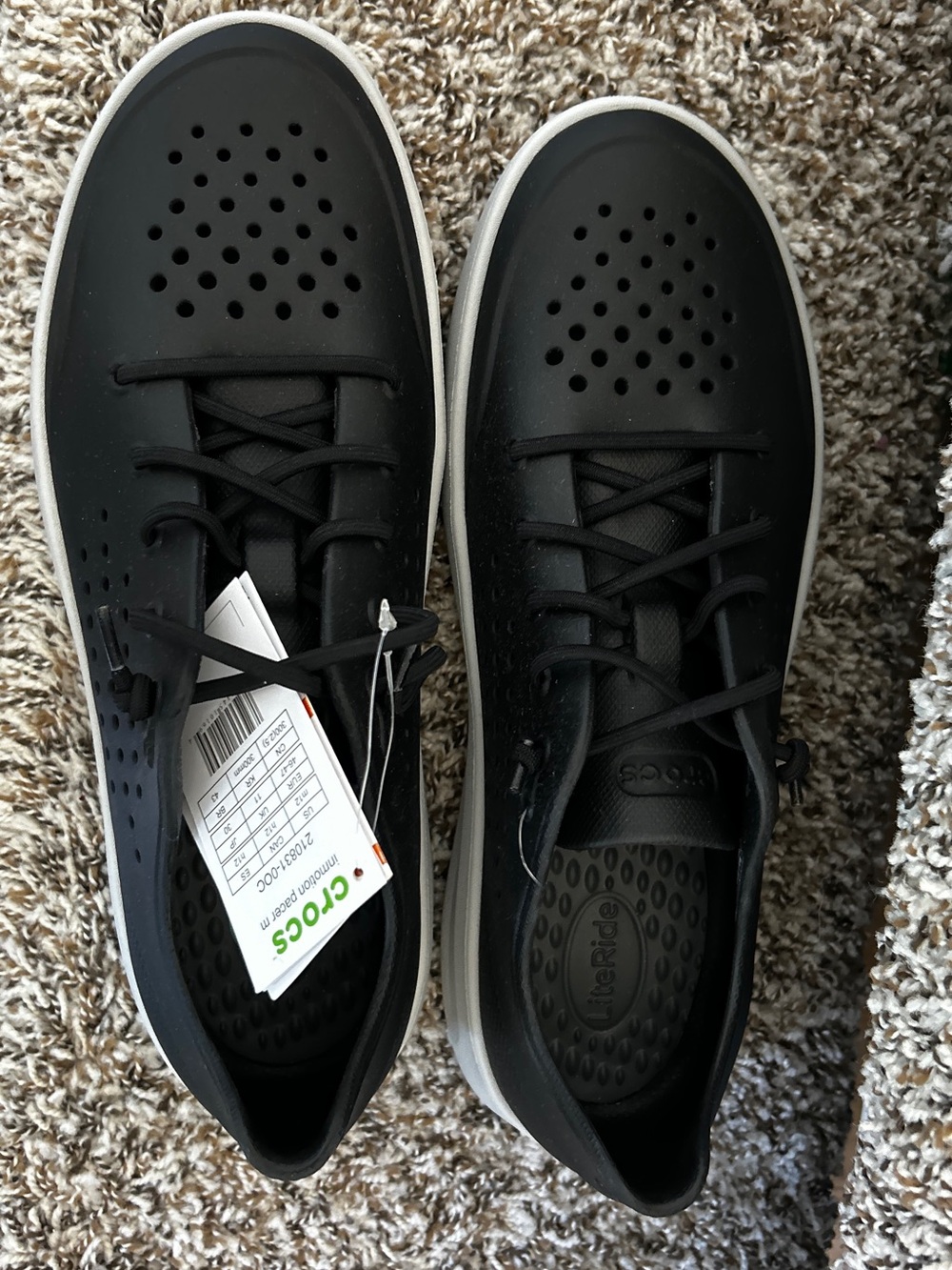 CROCS NWT Crocs InMotion Pacer M Black/Atmosphere Sneakers - Size M12